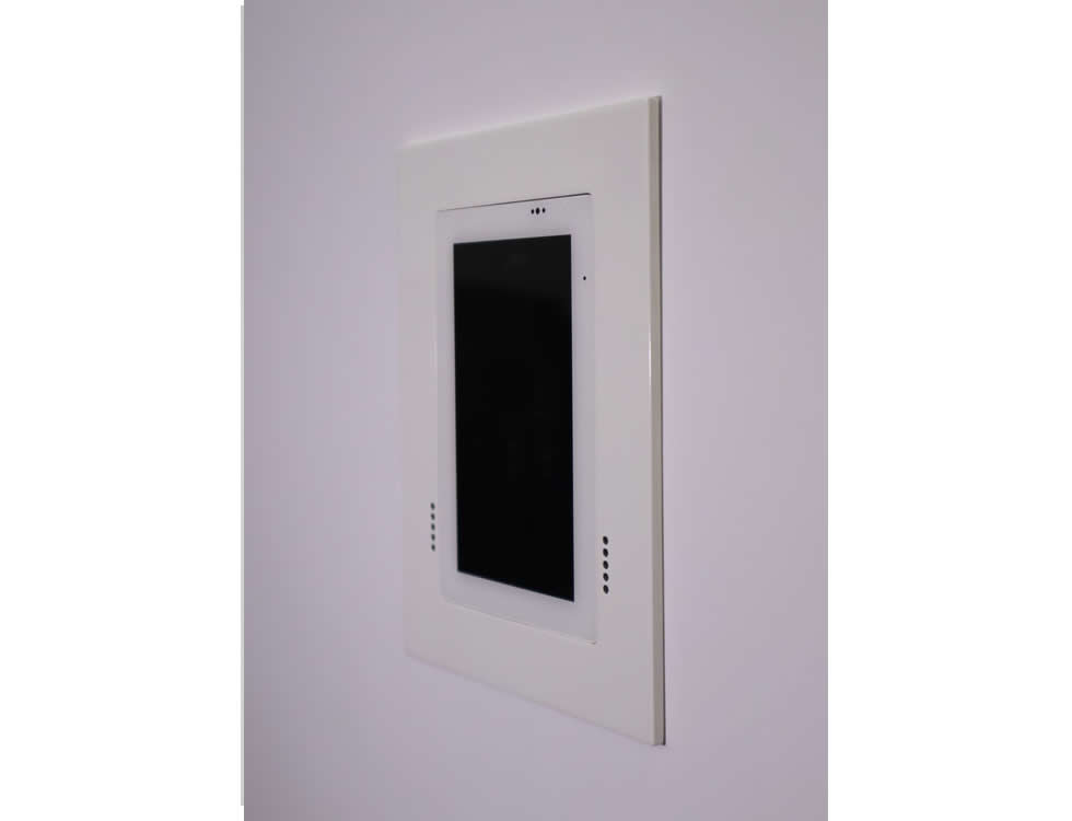 Wall-Smart 027-1RA13-WH Nearly Flush 5in Touch Panel Retrofit Bezel / White / 4mm - Image 4