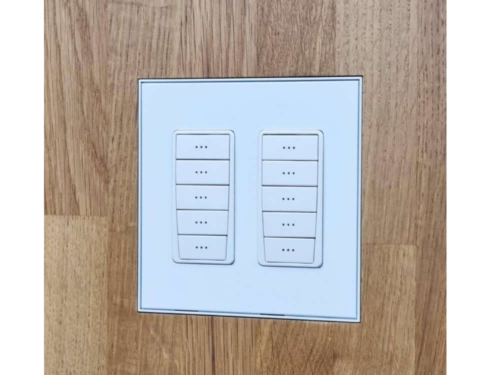 Wall-Smart 033-1-917 Flush In-Wall Adapter 2G Keypad / Depth Calibration / Spacer - Image 3
