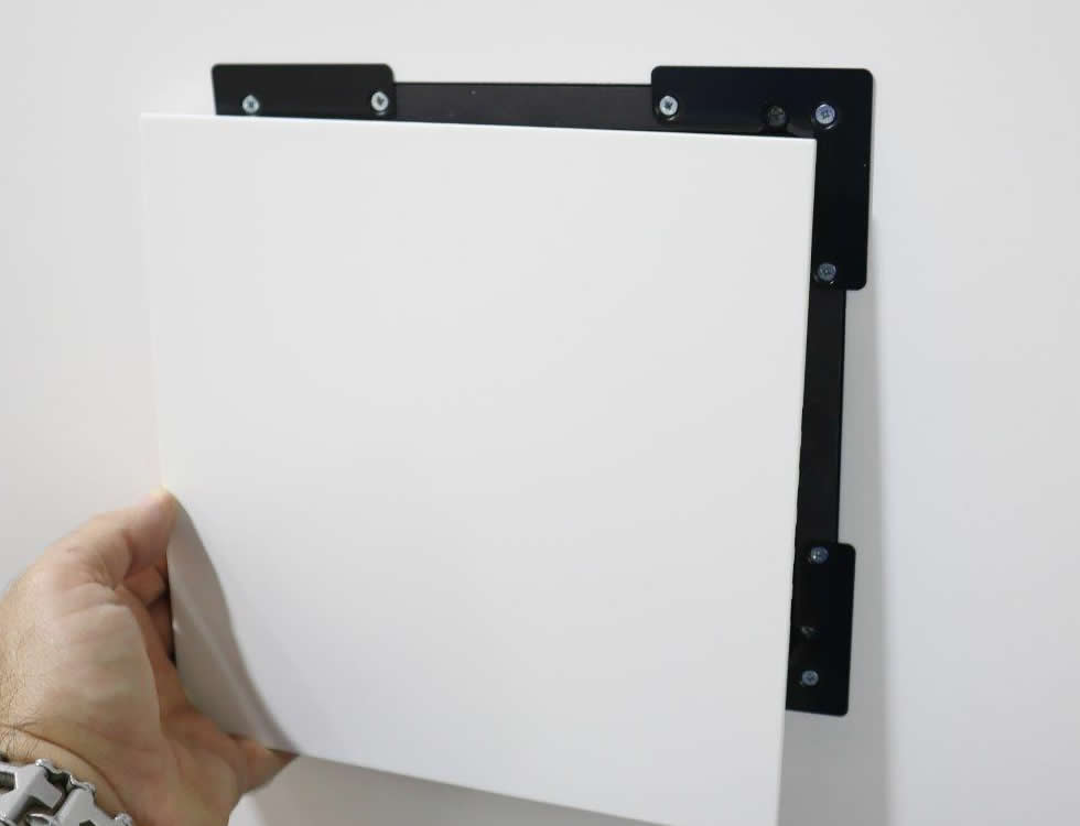 Wall-Smart 083-1-982 Nearly Flush In-Wall Adapter / Magnetic Cover / Holds Devices up to 174x174x44mm - Image 7