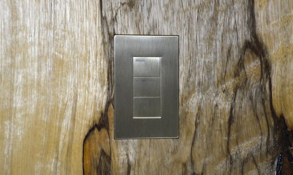 Wall-Smart 10-01-364 Solid surface Mount for LUTRON palladiom us style - all finishes - Image 2